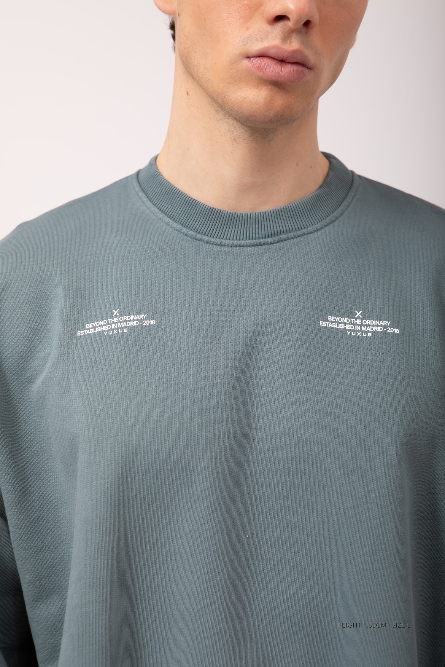 CYAN "ICONS" CREWNECK