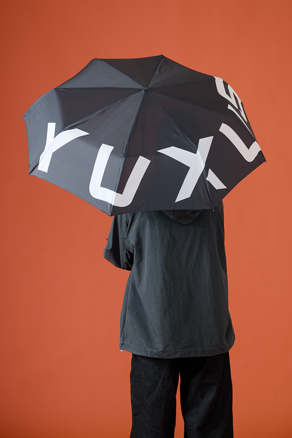 BLACK "GRAYSCALE" UMBRELLA